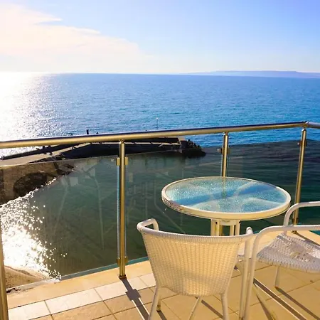 плажни бялата лагуна - Sea View White Lagoon Apartment Baltschik