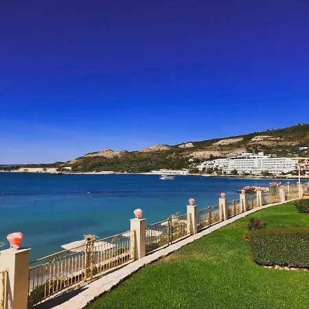 плажни бялата лагуна - Sea View White Lagoon Appartement Balchik